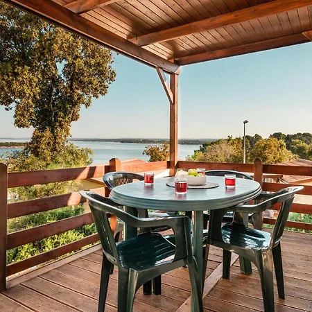 Gorgeous Stacaravan In With House Sea View