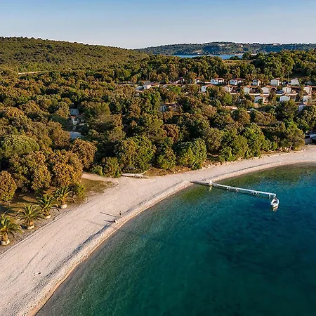 Camping Stunning Stacaravan In With Wifi 2*