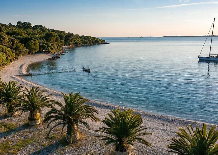 Stunning Stacaravan In With Wifi Camping Pula