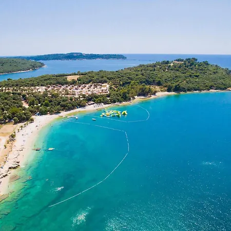 Stunning Stacaravan In With Wifi Campeggio 2*